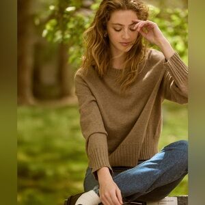 Naadam Signature Cashmere Raglan Crewneck Sweater, Size Small